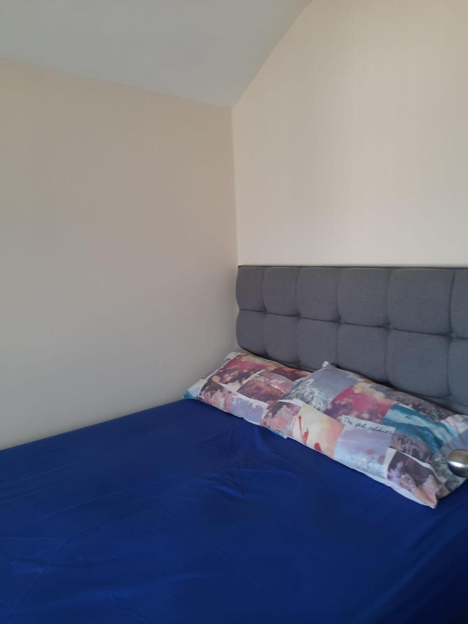 Entire Three Bedroom House In Birmingham Extérieur photo