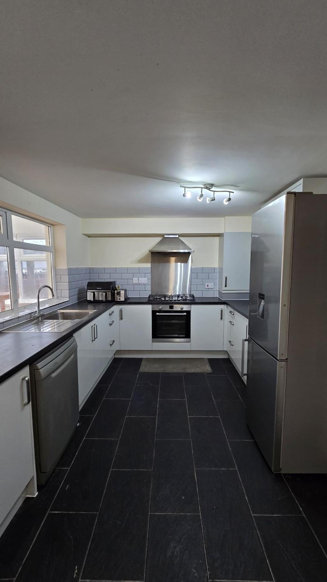 Entire Three Bedroom House In Birmingham Extérieur photo