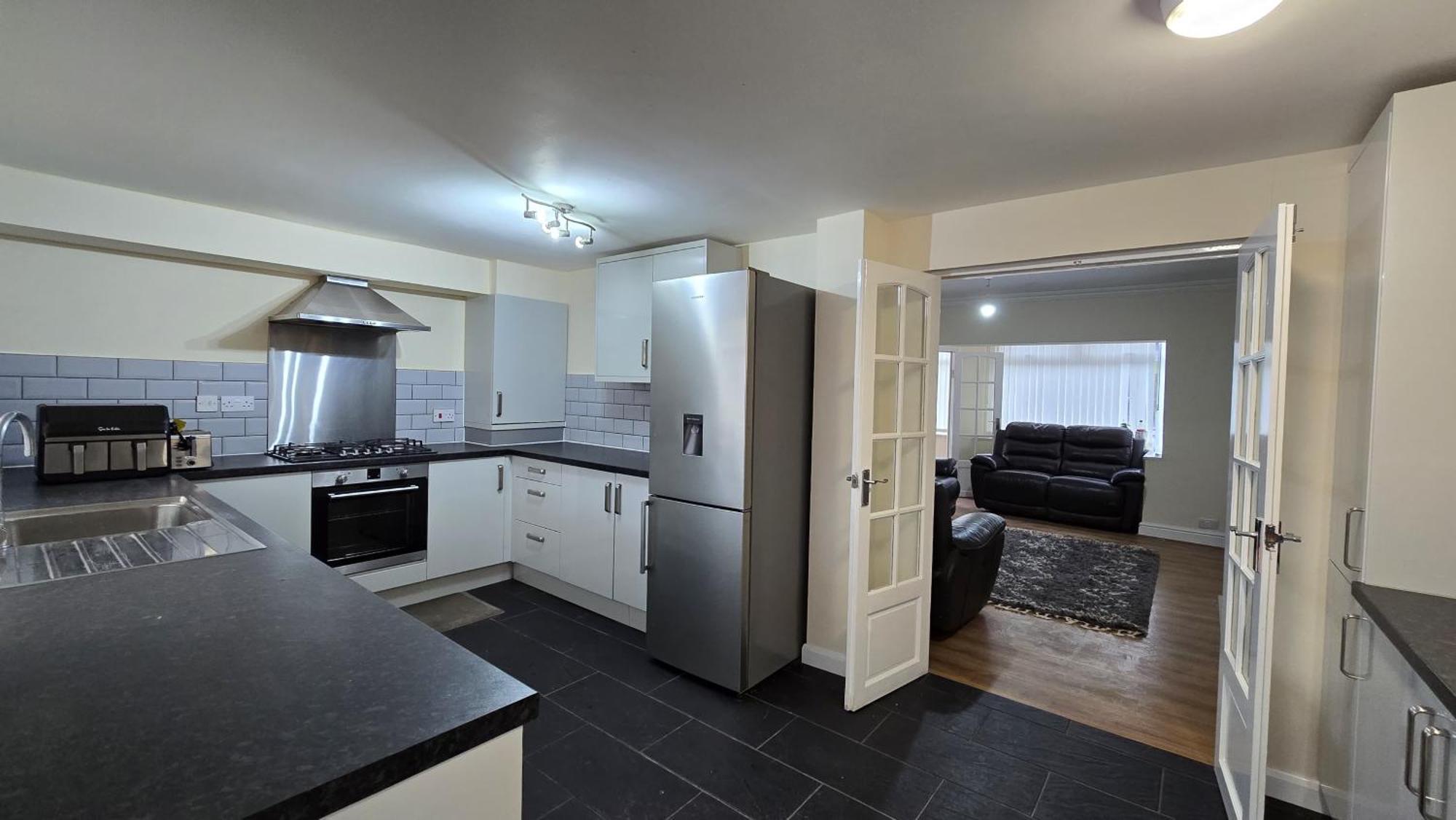 Entire Three Bedroom House In Birmingham Extérieur photo